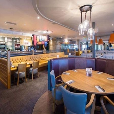 Premier Inn 牛顿阿伯特 外观 照片