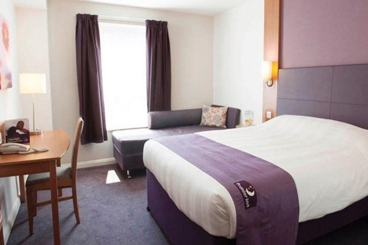 Premier Inn 牛顿阿伯特 外观 照片